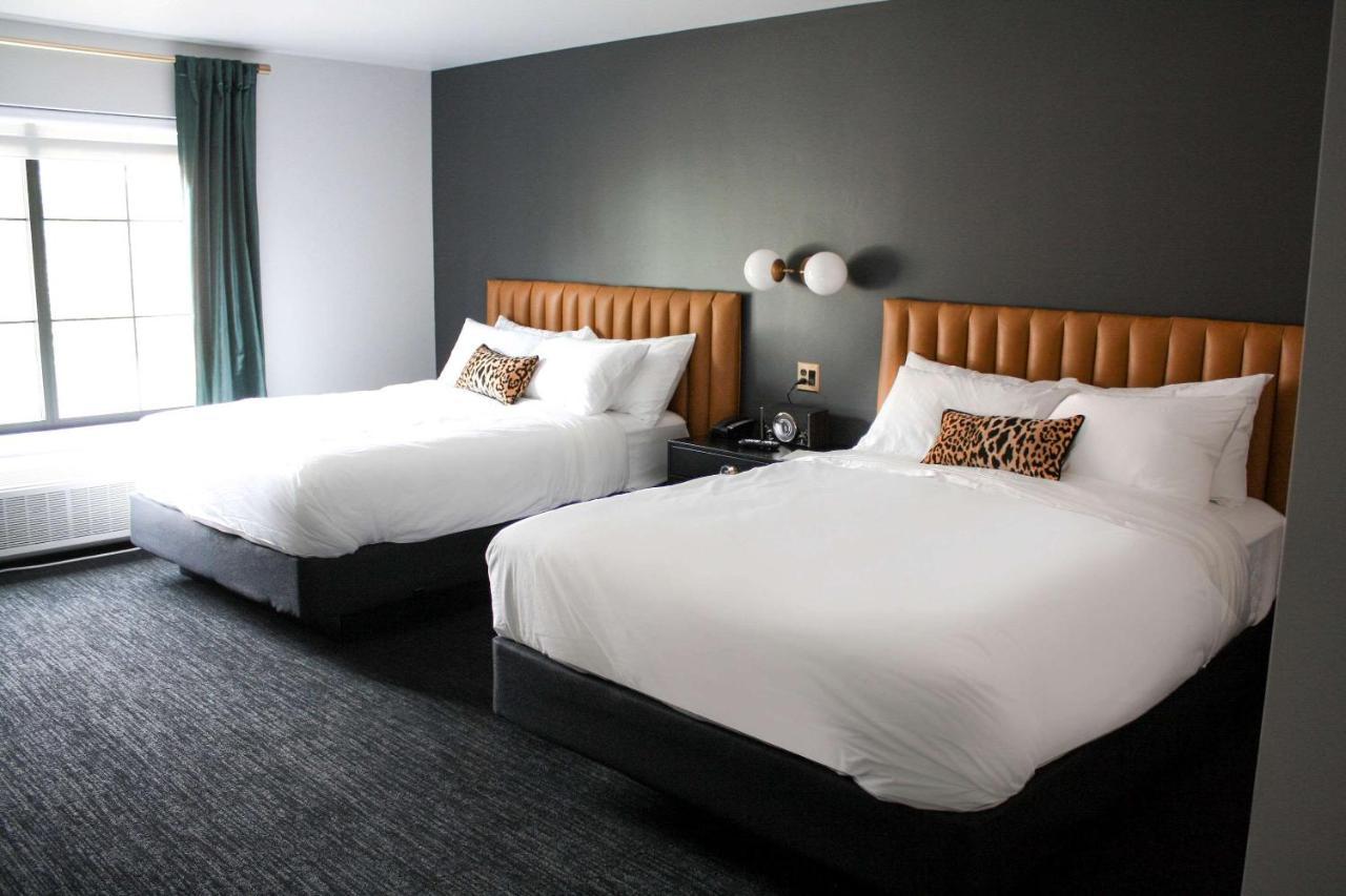 The Hotel, Ascend Collection Arnolds Park